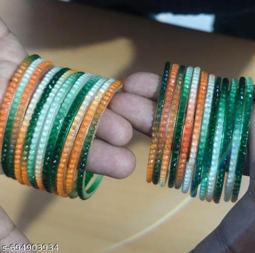 Feminine Glittering Bracelet & Bangles