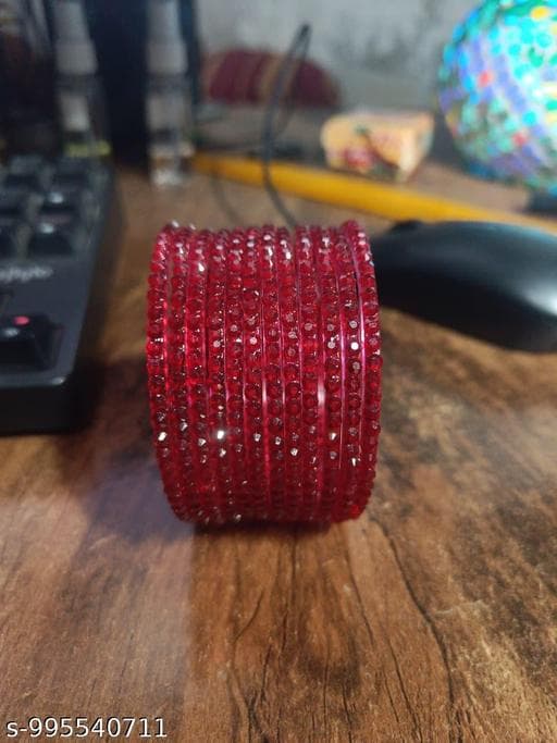 Shimmering Fancy Bracelet & Bangles